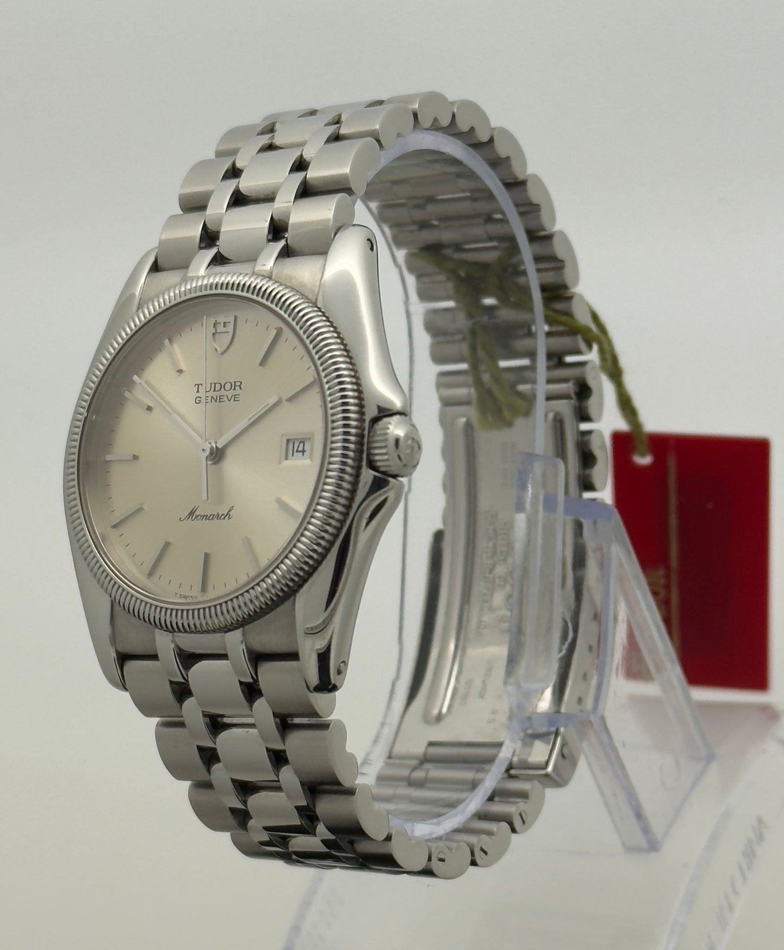 WhatsApp Image 2025-10-14 at 16.21.33 (2)