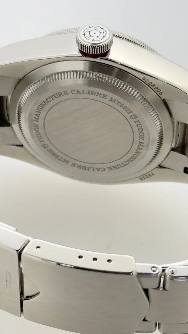 WhatsApp Image 2025-10-16 at 12.30.47