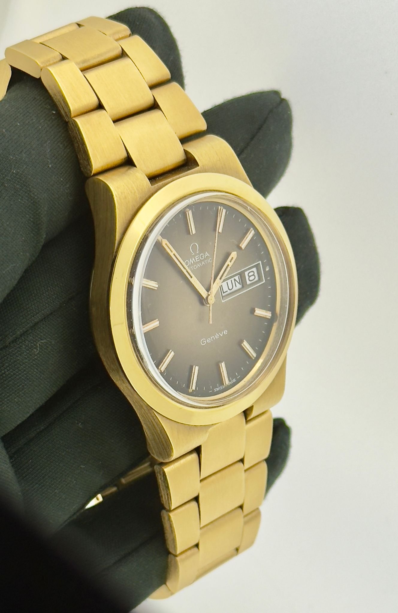 WhatsApp Image 2025-10-23 at 17.50.50