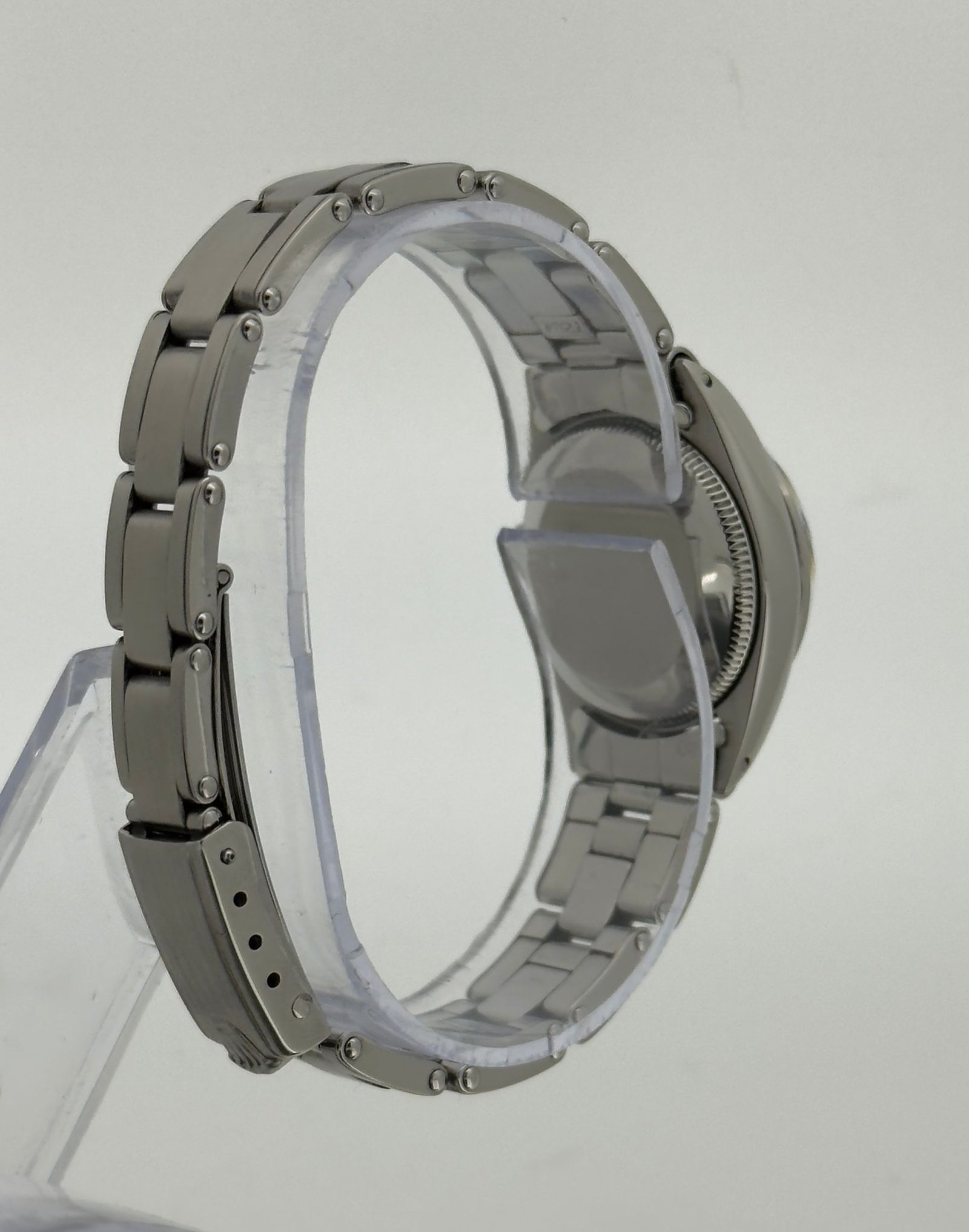 WhatsApp Image 2025-10-24 at 10.54.59 (2)