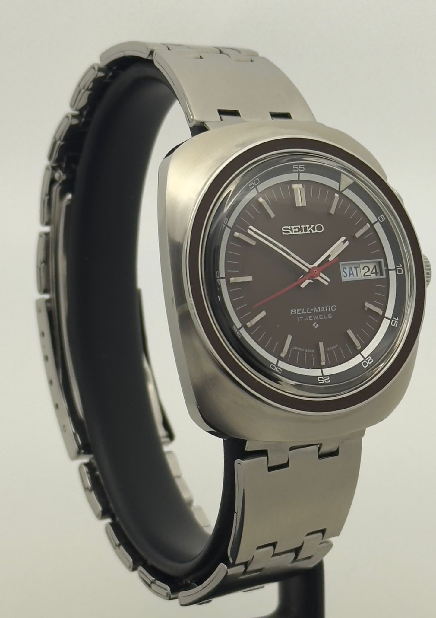 WhatsApp Image 2025-11-24 at 16.01.15 (1)