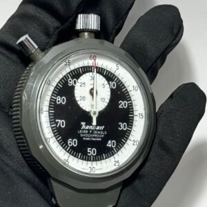 Cronómetro Hanhart con movimiento de 7 rubíes.