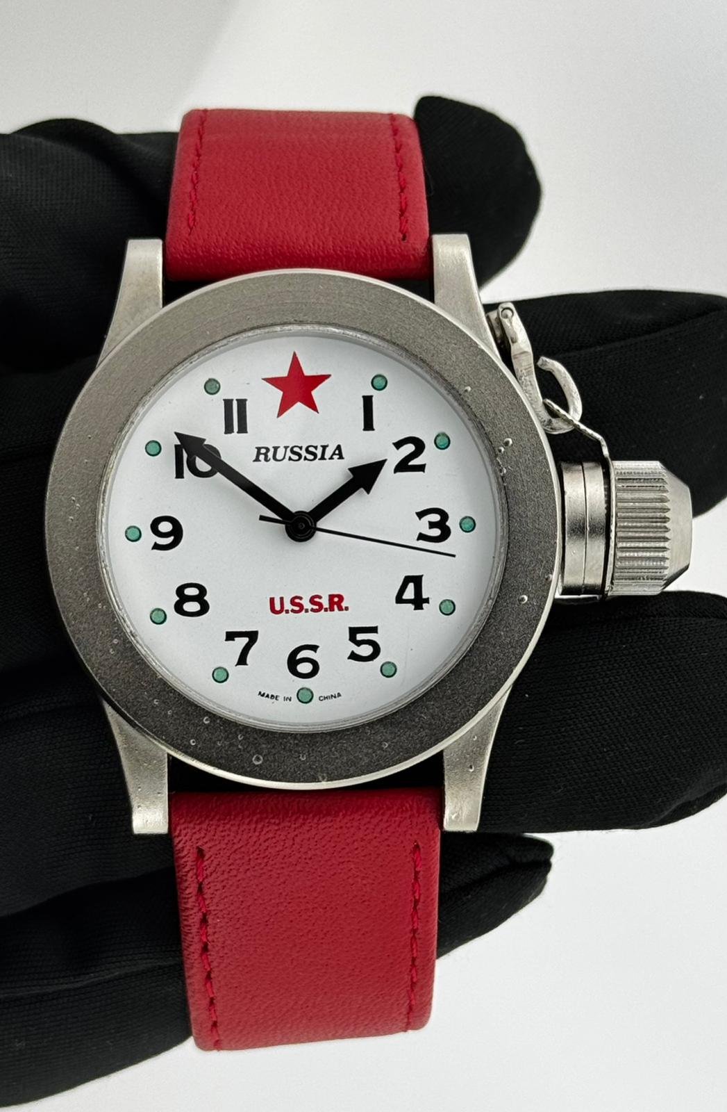 Reloj de pulsera con diseño inspirado en Rusia y la URSS. - Imagen 2