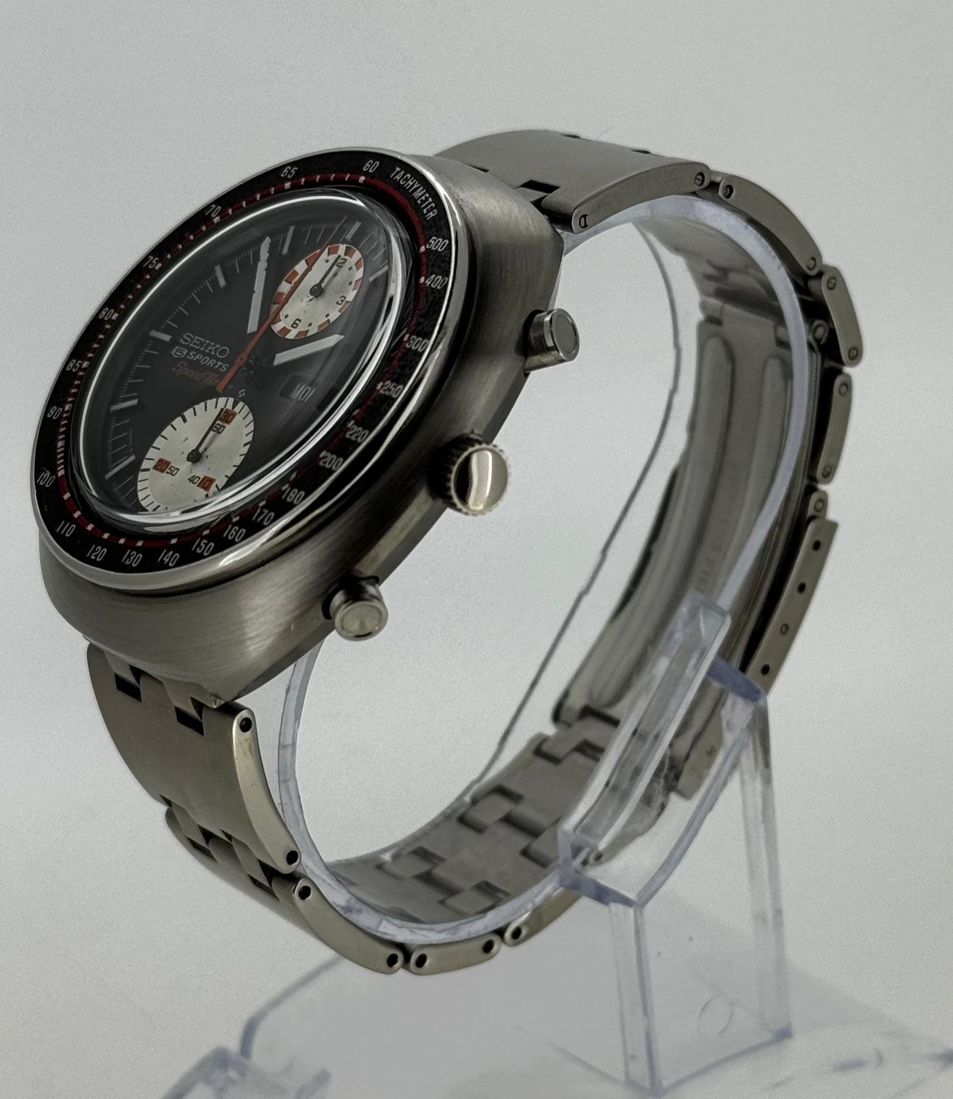 Reloj Seiko 5 Sports Speed Timer UFO - Imagen 3
