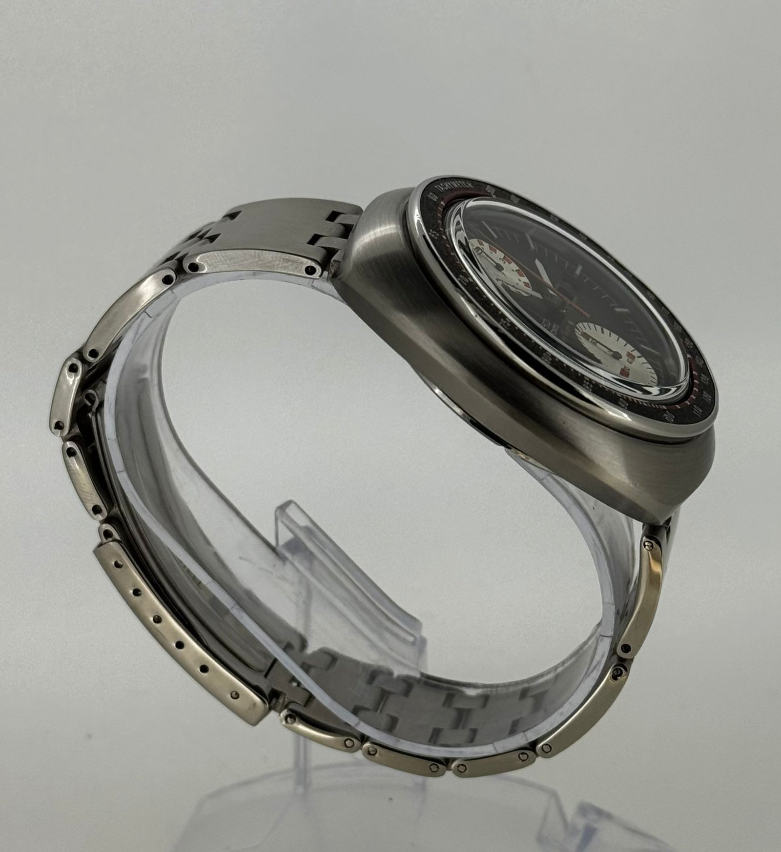 Reloj Seiko 5 Sports Speed Timer UFO - Imagen 4