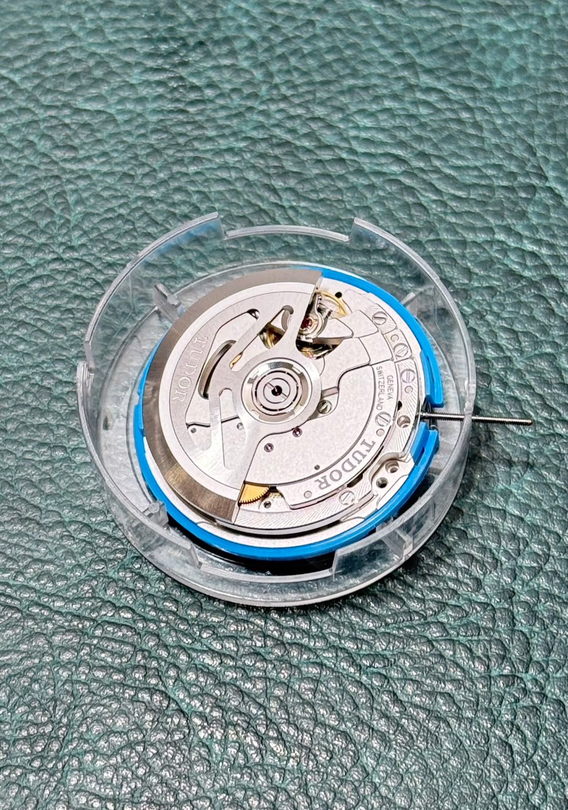 MOVIMIENTO TUDOR MT5602